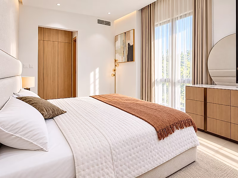 Contemporary 3BR Duplex | Stylish Living - Photo 8