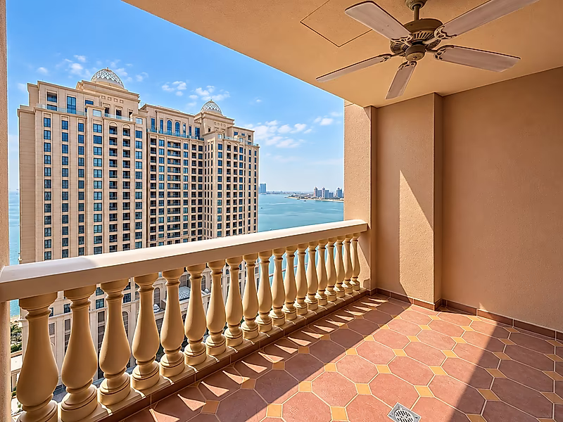 Exceptional Sea Views | Elegant 2BR + Maid - Photo 2