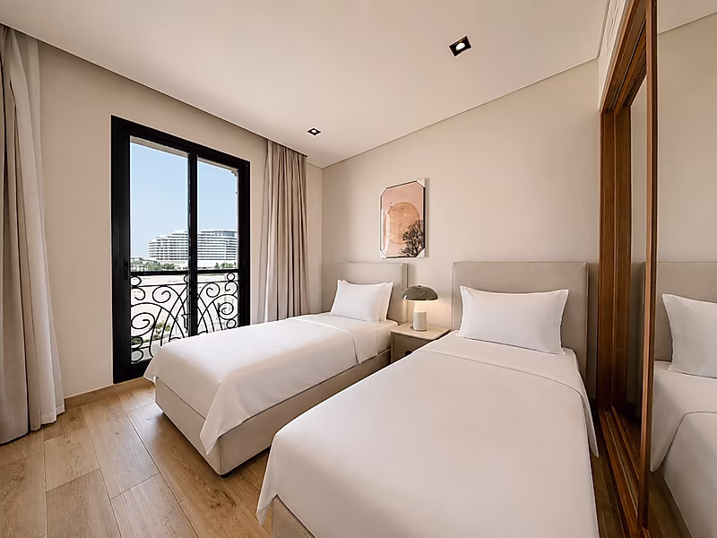 STYLISH 2BR APARTMENT | MODERN ELEGANCE - Photo 6