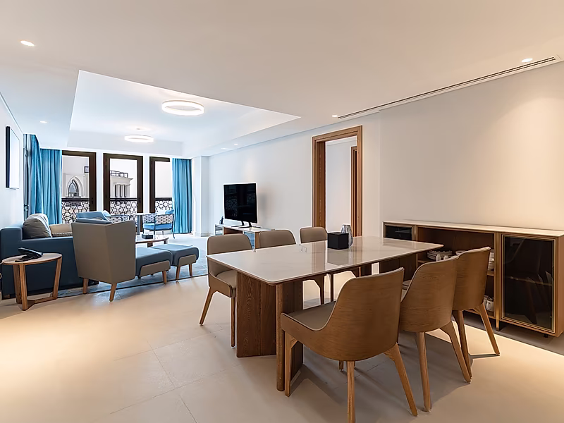 LUXURIOUS 2BR + MAID’S ROOM APARTMENT | BREATHTAKING SEA VIEWS - Photo 1