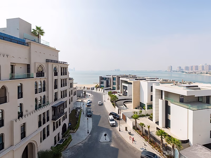 LUXURIOUS 2BR + MAID’S ROOM APARTMENT | BREATHTAKING SEA VIEWS - Photo 11