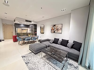 CHIC URBAN RETREAT | EXQUISITE FINISHES - Photo 2