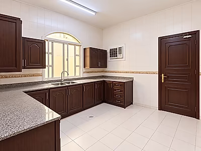CONTEMPORARY 4BR VILLA WITH MAID’S ROOM - Photo 4