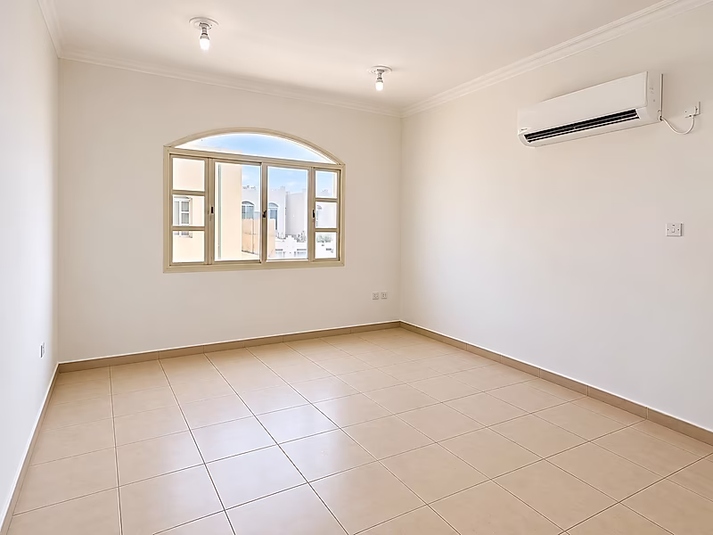 CONTEMPORARY 4BR VILLA WITH MAID’S ROOM - Photo 8