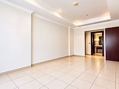 HOT DEAL IN PORTO ARABIA | HIGH-FLOOR 1-BEDROOM | ONLY QAR 1.33M - Photo 3