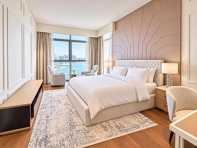 Ultra-Luxury Furnished 3BR+Maid’s Direct Sea Views - Photo 2