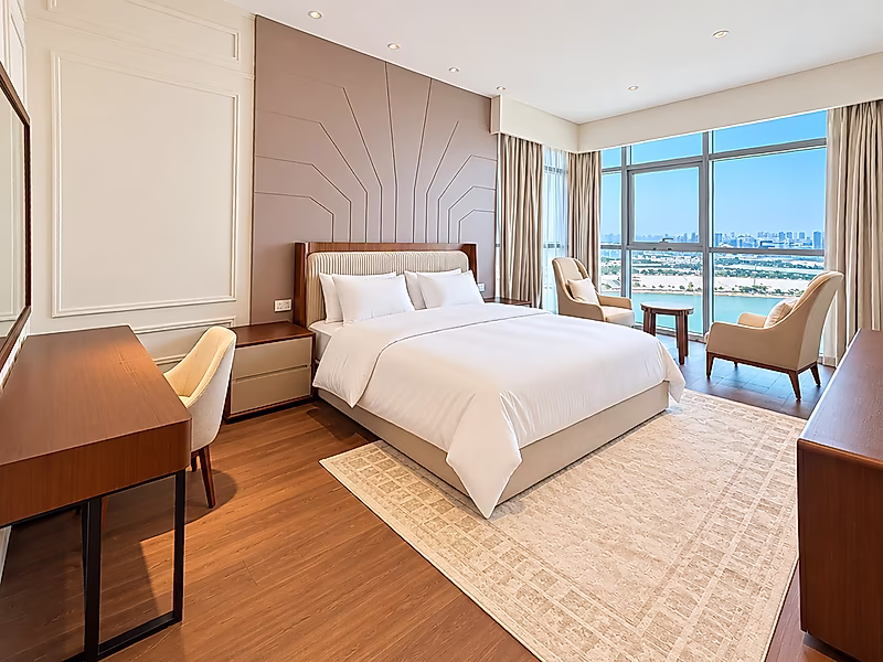 Ultra-Luxury 3BR+Maid’s | Panoramic Sea Views - Photo 7