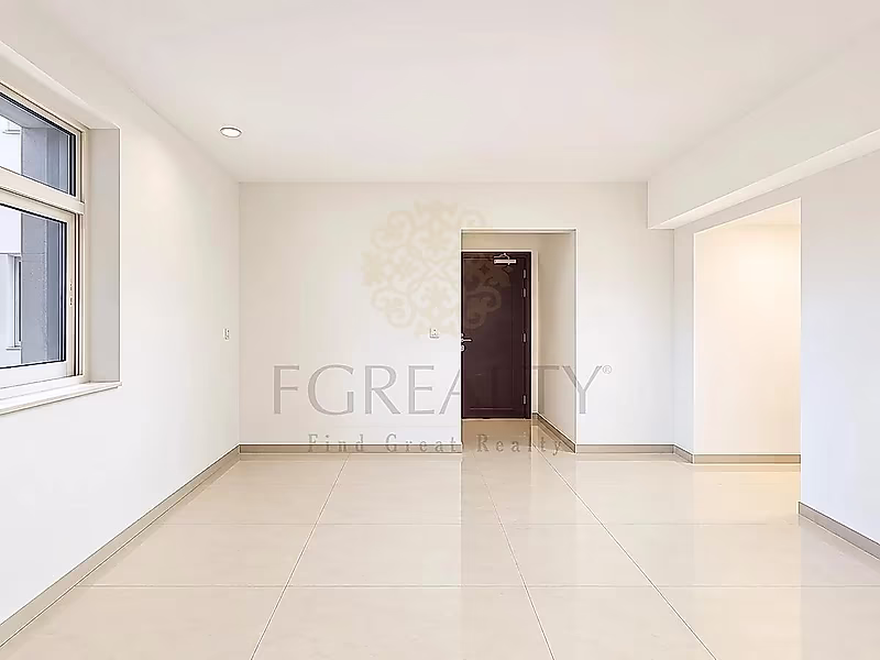 1 BR Rented Apartment For Sale in Fox hills - Great investment - Photo 5