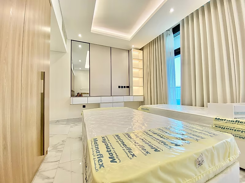 CHARMING 2BR APARTMENT WITH MAID'S ROOM - Photo 9