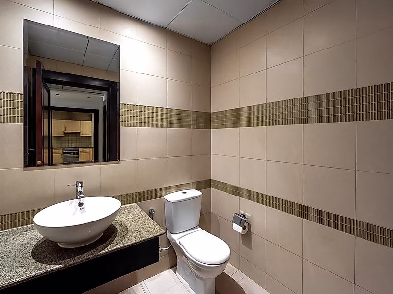 Largest 1-Bedroom Apartment in Porto Arabia for Sale - Photo 5