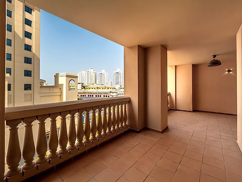 Largest 1-Bedroom Apartment in Porto Arabia for Sale - Photo 8