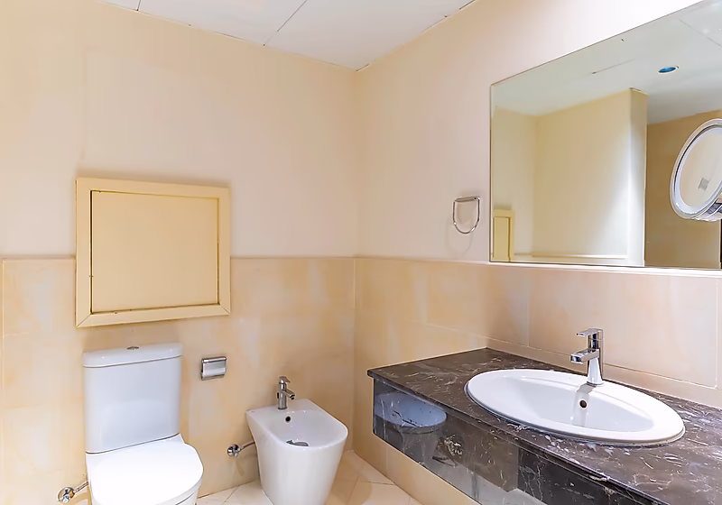 INCOME GENERATING 3 BEDROOM APARTMENT WITH MARINA VIEW - Photo 12