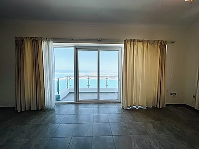 صمم منزل أحلامك - شقة 3 غرف نوم بإطلالة بحرية في مارينا لوسيل!