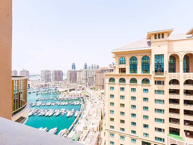 بنتهاوس فاخر | مفروش بالكامل | 5 غرف نوم + غرفة خادمة | إطلالات بانورامية على البحر - Photo 7