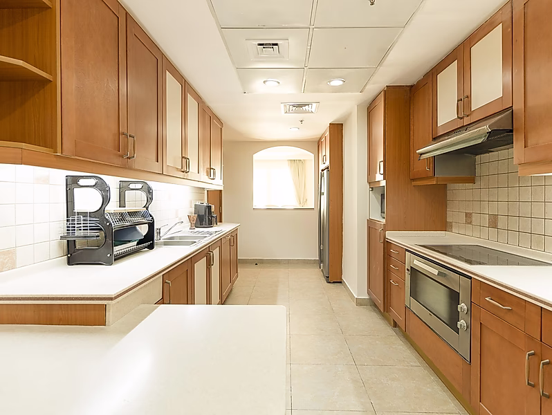 ELEGANTLY STYLED 3 BEDROOM + MAID | PORTO ARABIA - Photo 9