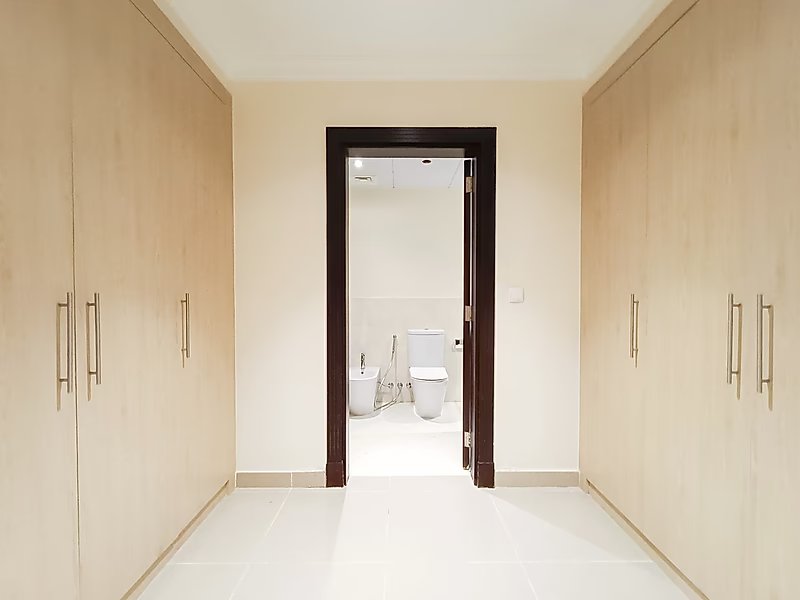 HOT INVESTMENT! SPACIOUS 1-BEDROOM APARTMENT | PORTO ARABIA - Photo 15