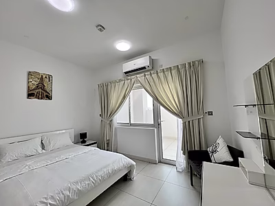 فيلا رائعة مكونة من 5 غرف نوم في منطقة أسباير زون | متضمنة شهرين مجانيين