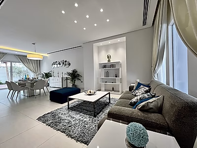 فيلا رائعة مكونة من 5 غرف نوم في منطقة أسباير زون | متضمنة شهرين مجانيين