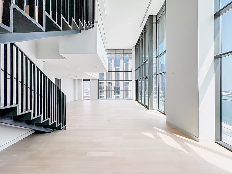 شقة دوبلكس فاخرة وجديدة جاهزة للاستلام بثلاث غرف نوم وبخطة سداد بفائدة ٪0! - Photo 1