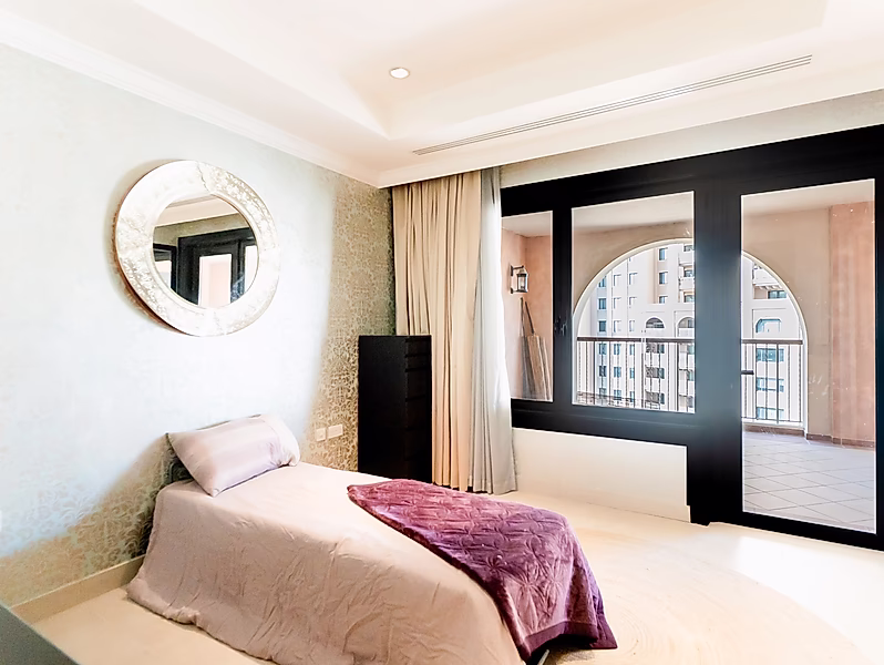 Own A Home Today. 2BR Fully Furnished Apartment In Porto Arabia - Photo 9