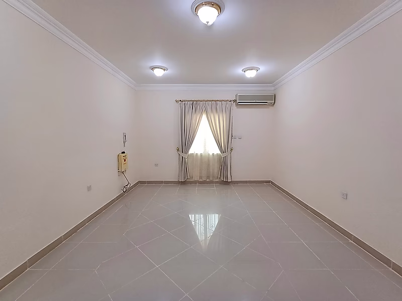 ELEGANT 2-BEDROOM APARTMENT  | OLD AIRPORT - Photo 2