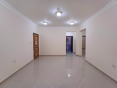 شقة أنيقة من غرفتين وحمامين للإيجار | منطقة المطار القديم