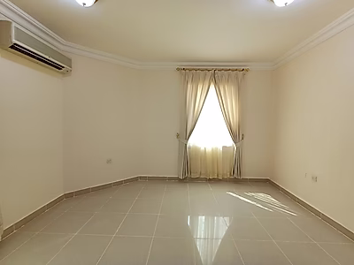 شقة أنيقة من غرفتين وحمامين للإيجار | منطقة المطار القديم