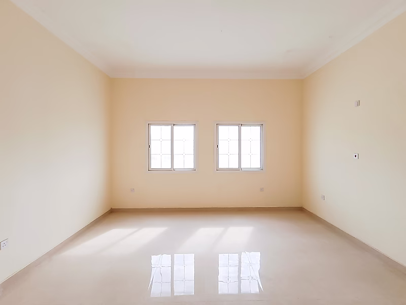 Huge Villa 8+maid+Majlis in Umm Qarn. - Photo 12