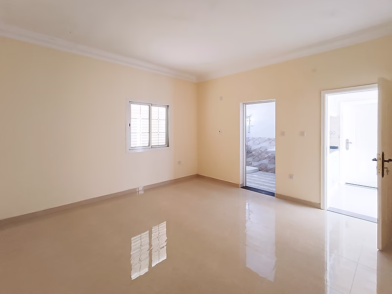 Huge Villa 8+maid+Majlis in Umm Qarn. - Photo 22