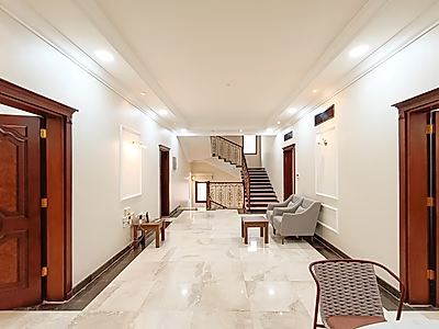 فيلا فاخرة بـ 6 غرف نوم مفروشة بالكامل | ويست باي لاجون