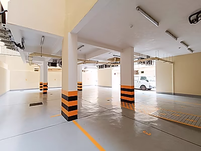 استثمار عقاري مربح | مبنى جديد | السد