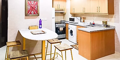 FURNISHED 1 BEDROOM W/ BALCONY | FOX HILLS