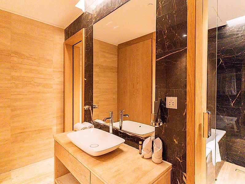 2 WEEKS FREE! | SERVICED  1 BEDROOM | ALL BILLS INCLUDED - Photo 13