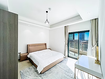 شقة فاخرة جديدة مكونة من غرفتي نوم للإيجار في مارينا لوسيل