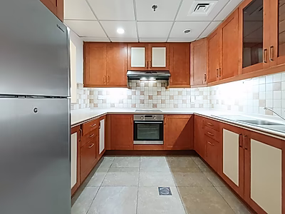 SPACIOUS 1 BEDROOM WITH SEA VIEW IN PORTO ARABIA