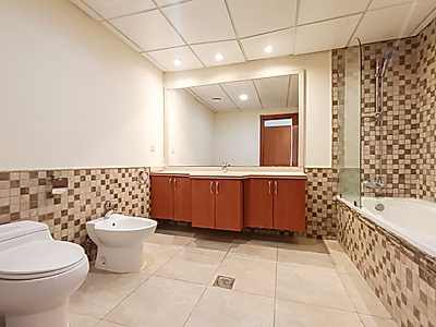 SPACIOUS 1 BEDROOM WITH SEA VIEW IN PORTO ARABIA