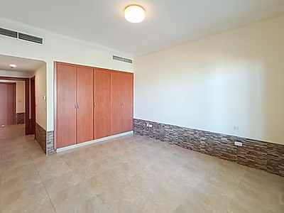 SPACIOUS 1 BEDROOM WITH SEA VIEW IN PORTO ARABIA