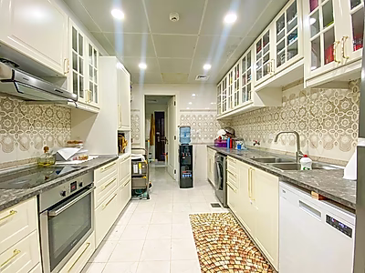 تاون هاوس واسع للبيع | لؤلؤة