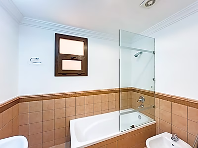 عرض الإيجار الرئيسي: فيلا مذهلة من 5 غرف نوم في Westbay Lagoon في انتظارك