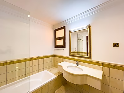 عرض الإيجار الرئيسي: فيلا مذهلة من 5 غرف نوم في Westbay Lagoon في انتظارك