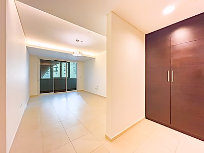 شقة 1BR شبه مفروشة في اللؤلؤة | تشمل المرافق