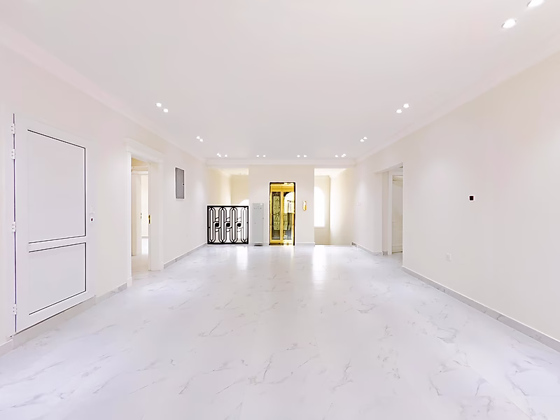 للبيع فيلا 8 غرف نوم جديدة في حزم المرخية - Photo 5