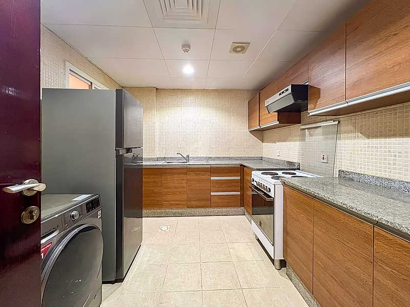 شقة مجددة بشكل رائع بغرفتي نوم - Photo 5