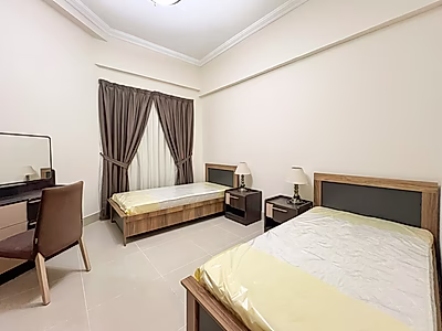 شقة مجددة بشكل رائع بغرفتي نوم