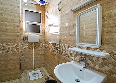 مستودع جديد تمامًا في بركات | 2000 متر مربع