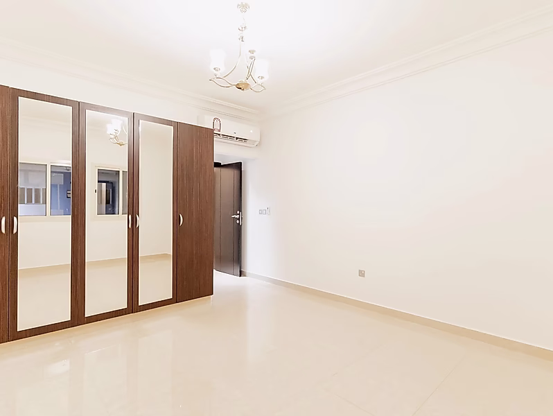 4BR + Maids Villa in a Family Friendly Compound - Photo 12