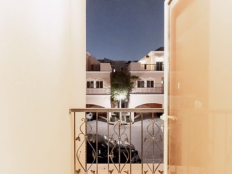 4BR + Maids Villa in a Family Friendly Compound - Photo 16