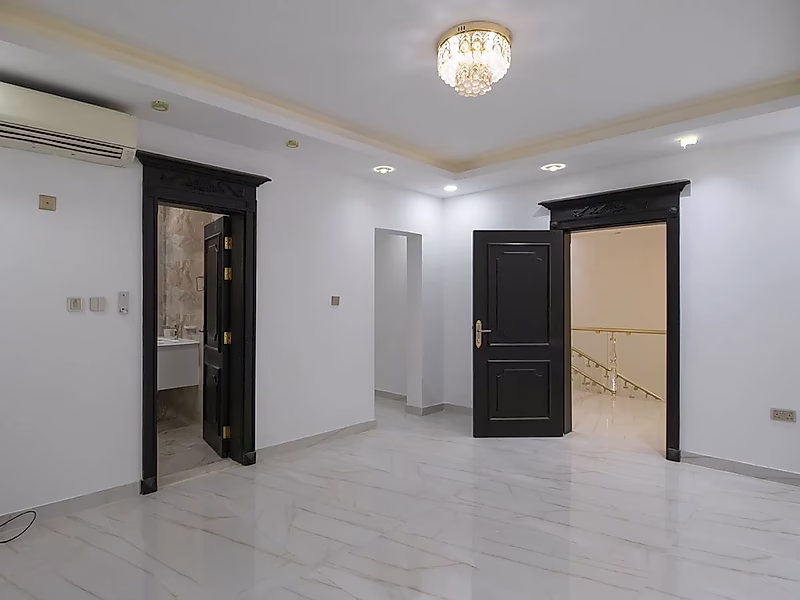 للبيع فيلا 6+خادمة في حزم المرخية - Photo 6