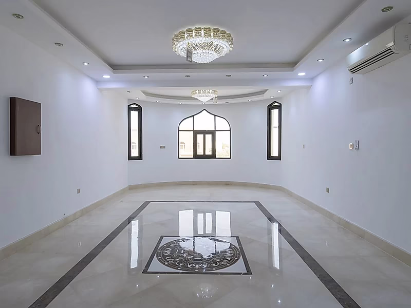 للبيع فيلا 6+خادمة في حزم المرخية - Photo 14