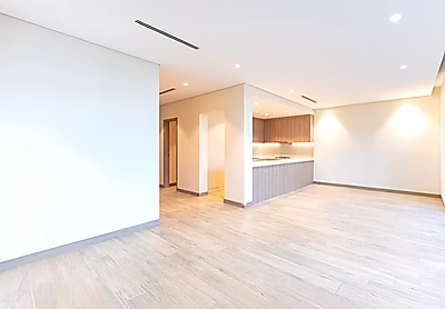 LUXURY BEACHFRONT TOWNHOUSE | BRAND NEW 2BR+MAID IN LUSAIL